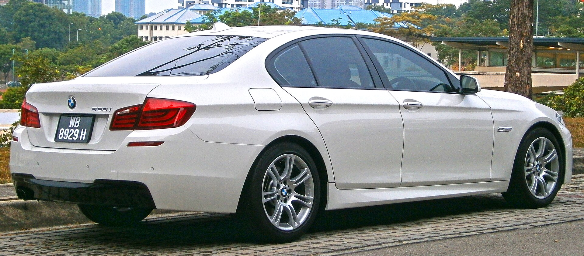 BMW 5 Series (Sedan / Touring) F10 / F11 (2010–2017)