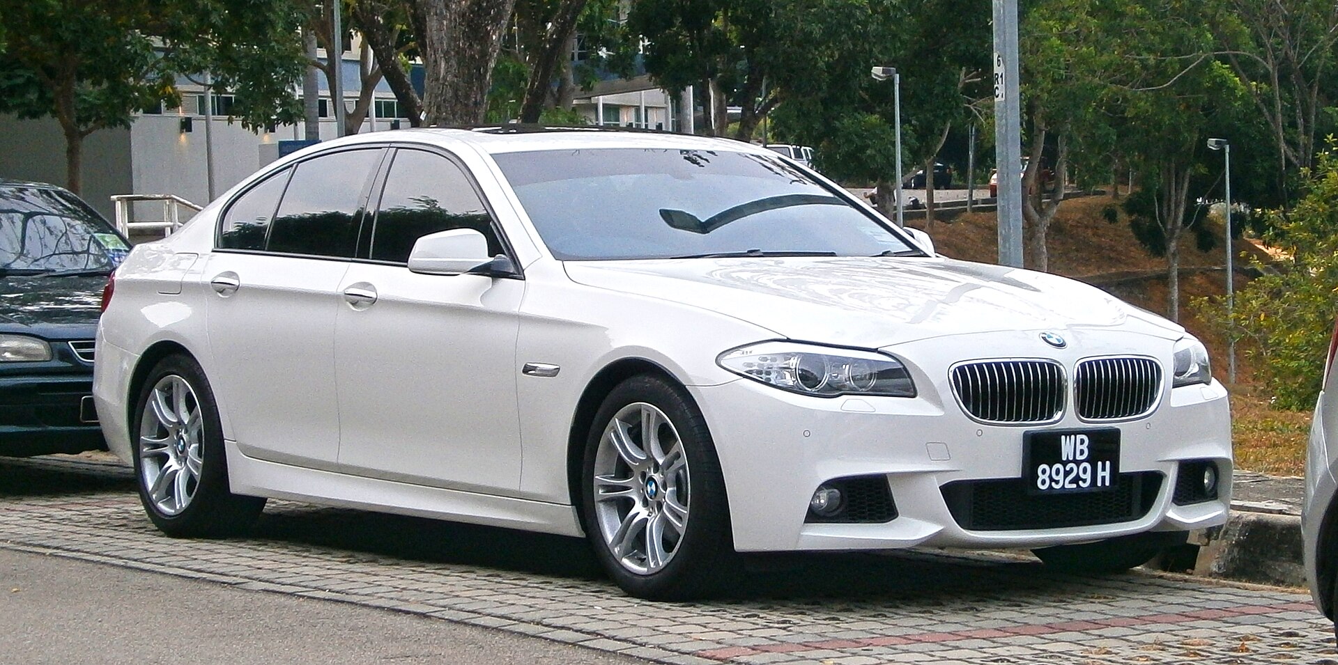 BMW 5 Series (Sedan / Touring) F10 / F11 (2010–2017)