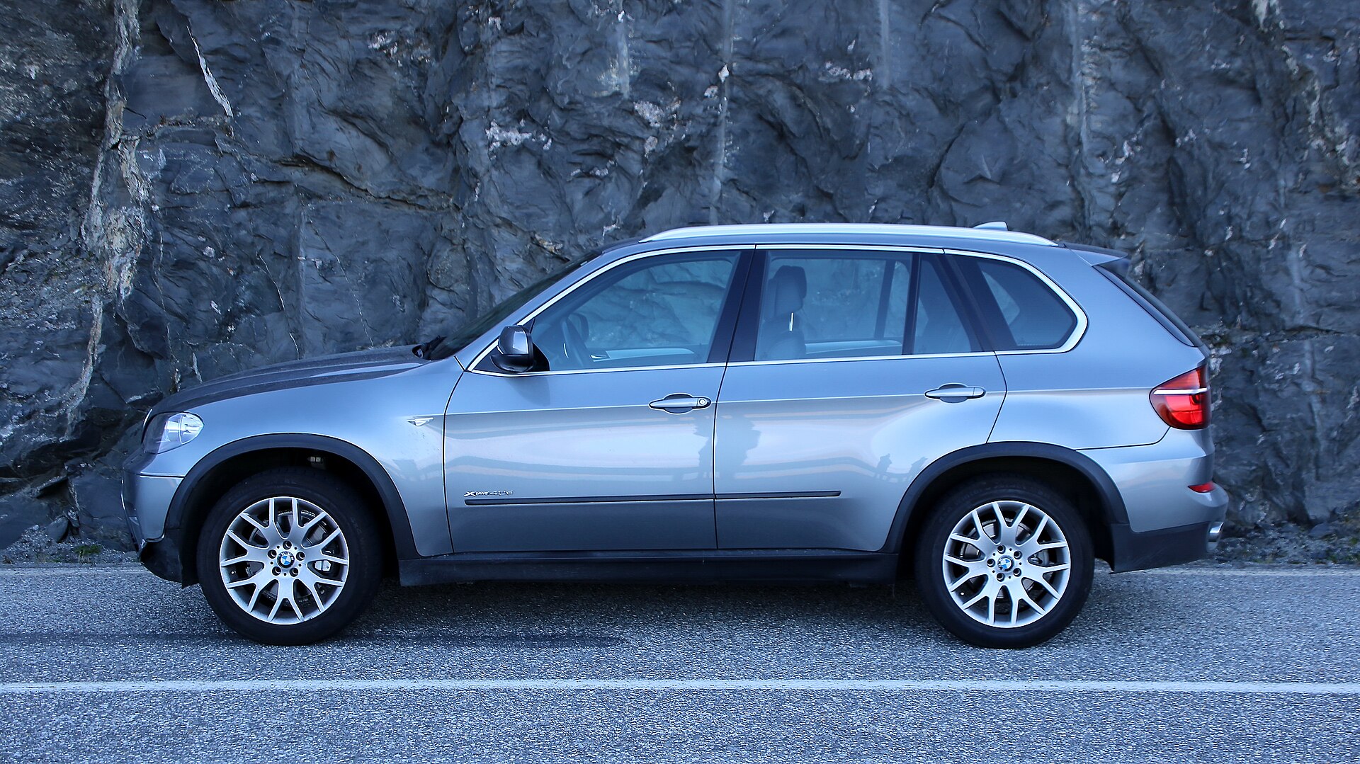 BMW X5 G05 (X5 M: F95) (2018–) – side profile