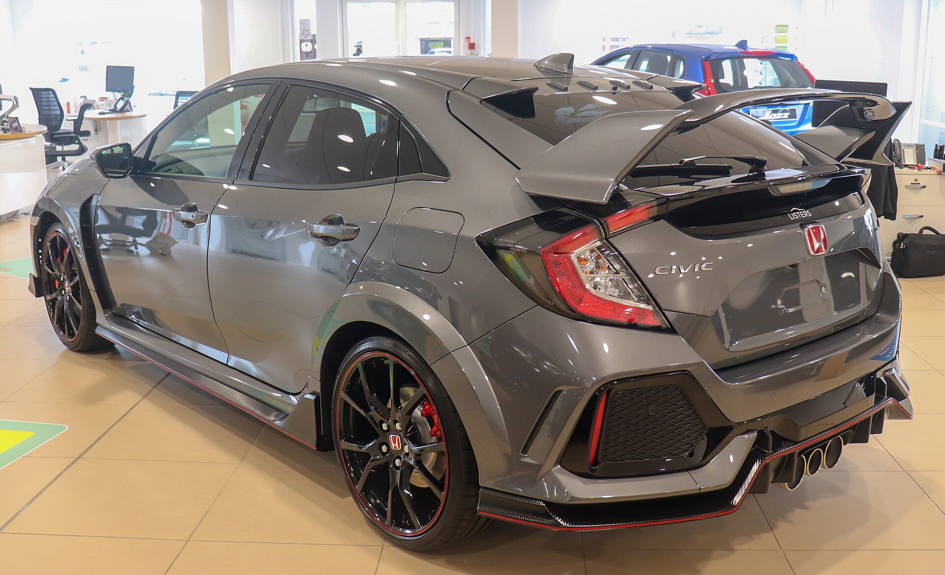 Honda Civic (hatchback / Tourer / sedan) X (FK/FC) (2017–2022) – rear view