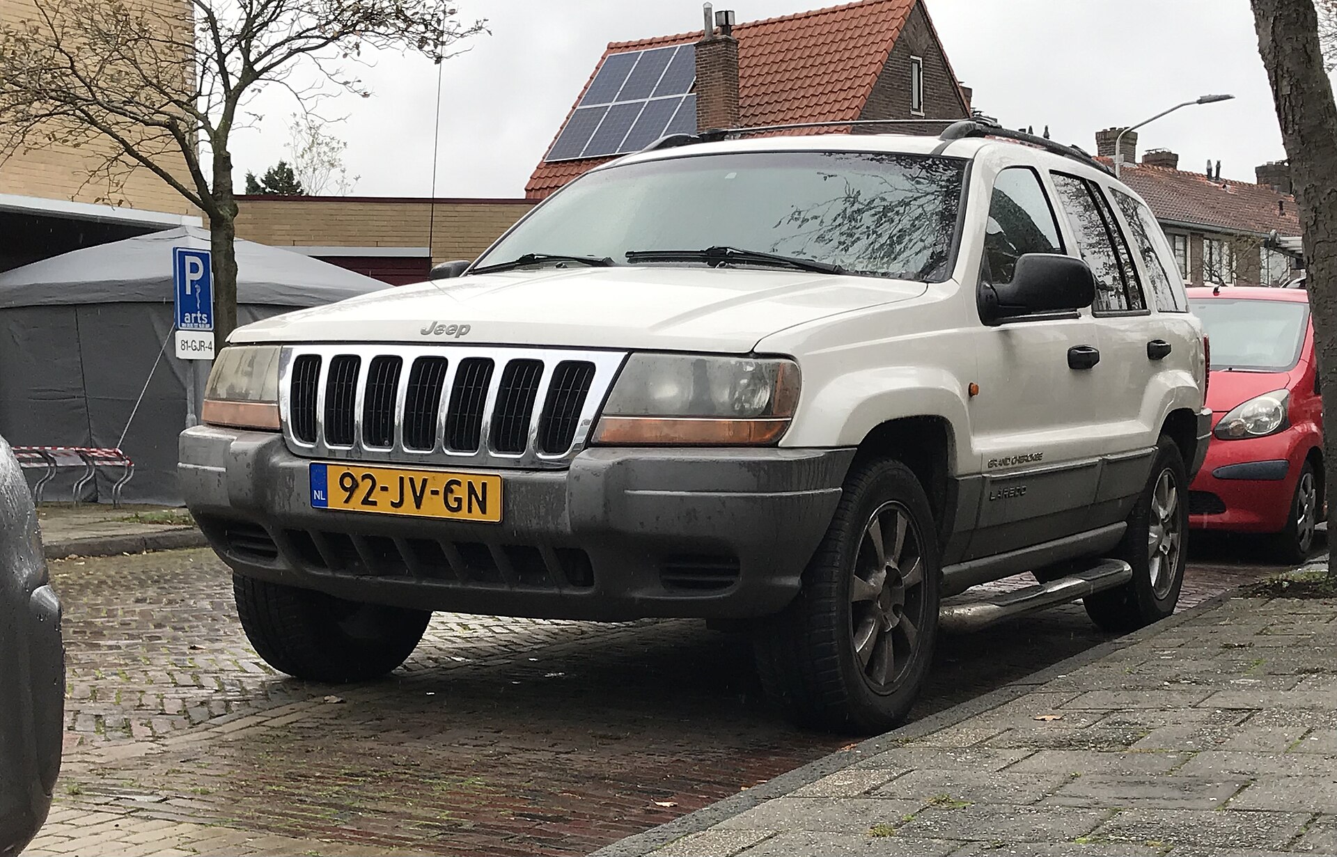 Jeep Grand Cherokee II (1999–2004)