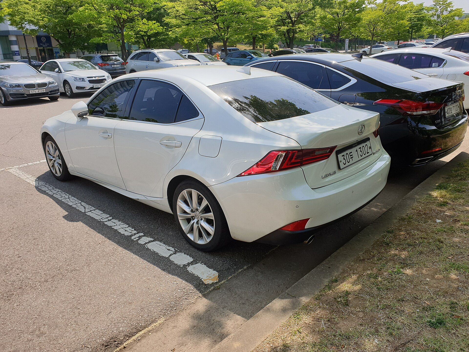 Lexus IS XE30 (2013–2020) – rear view
