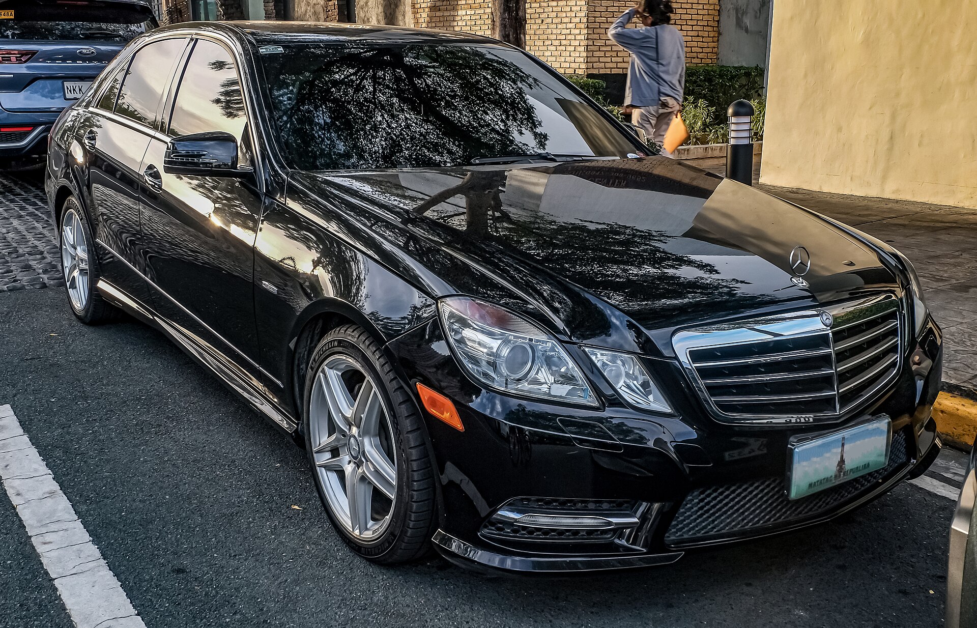 Mercedes-Benz E-Class (Sedan / Estate) W212 / S212 (2009–2016) – side profile