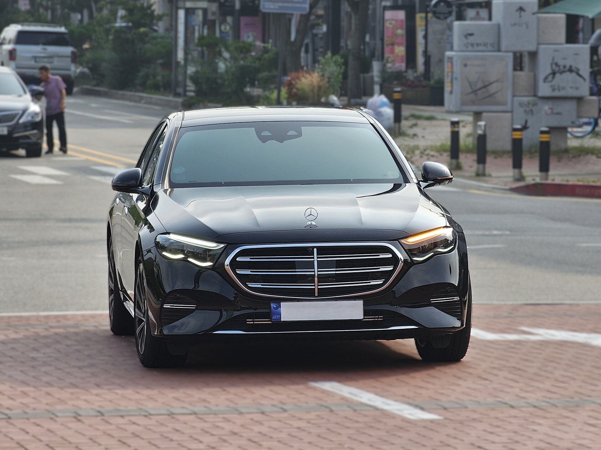 Mercedes-Benz E-Class (Sedan / Estate) W214 / S214 (2023–)