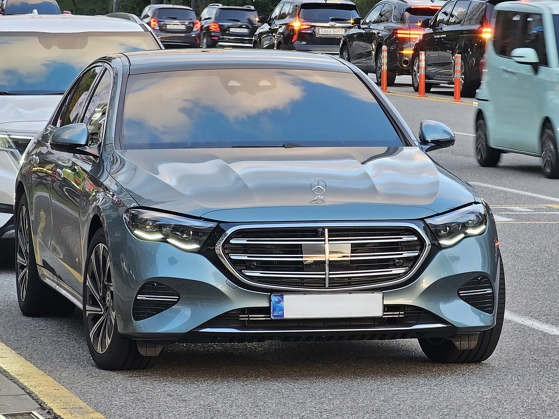 Mercedes-Benz E-Class (Sedan / Estate) W214 / S214 (2023–)