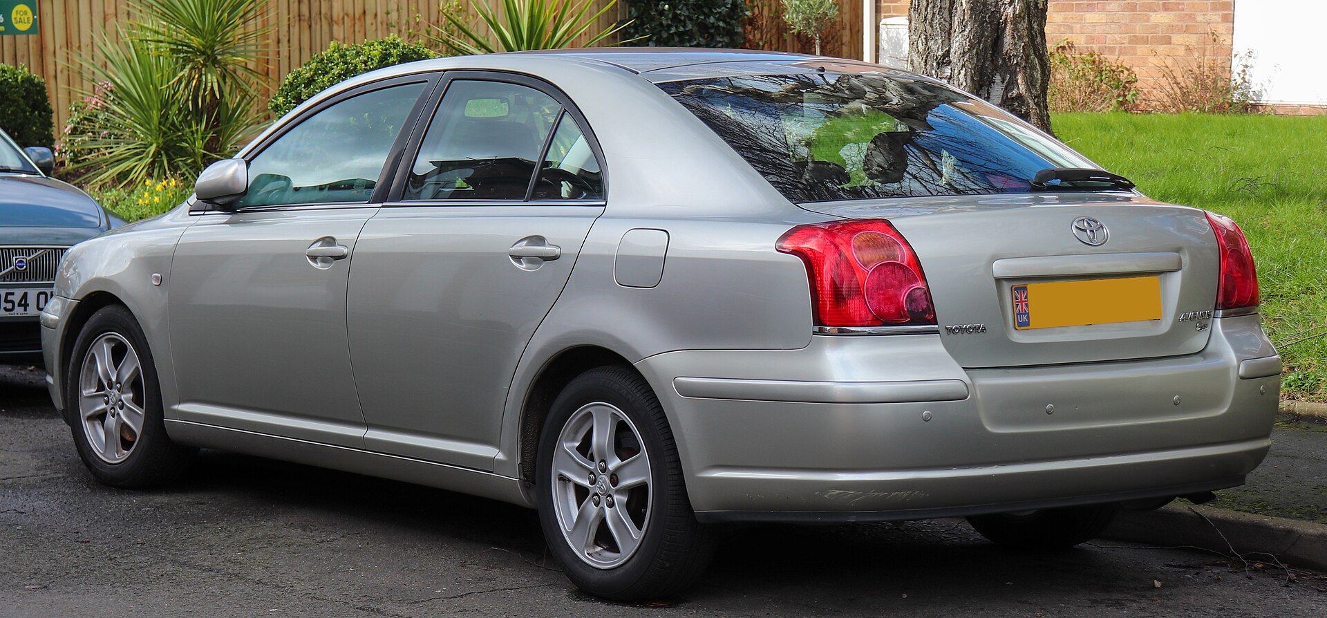 Toyota Avensis (sedan / Wagon) T25 (2003–2008) – rear view