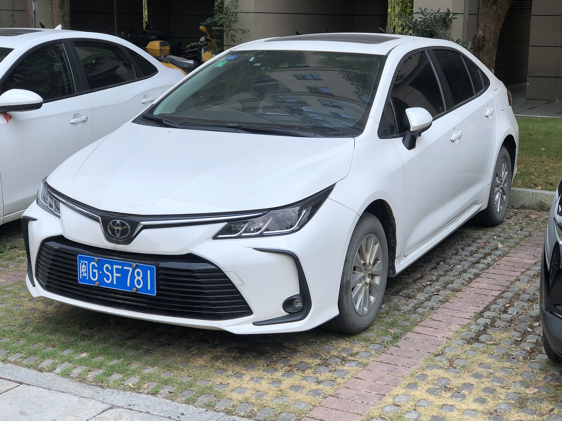 Toyota Corolla (hatchback / sedan / Touring Sports) E210 (2019–)