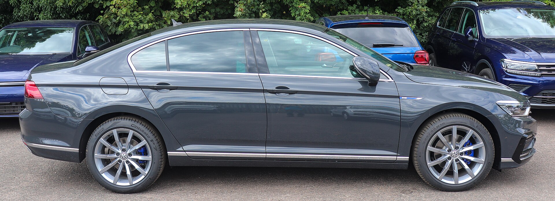 Volkswagen Passat (sedan / Variant) B8 (3G) (2014–2023) – side profile